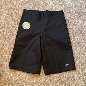 Dickeys Shorts Size 32